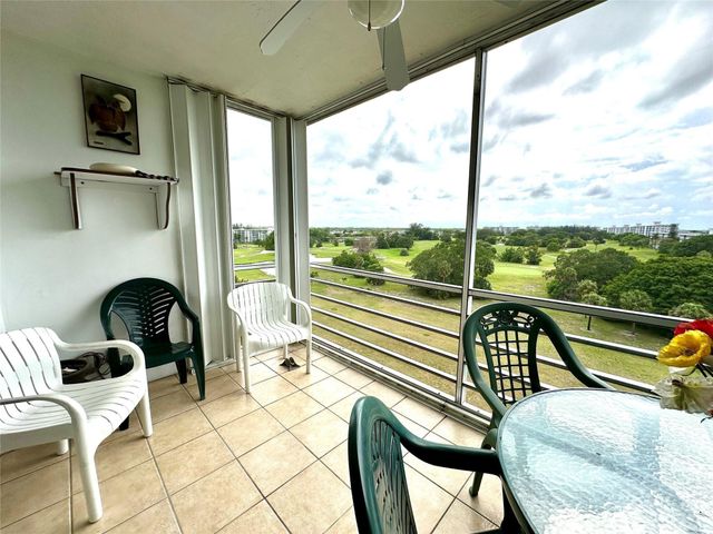 2671 S Course Drive 802, Pompano Beach, FL 33069