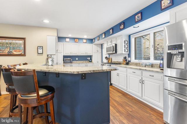 335 PROSPECT BAY DR W, Grasonville, MD 21638