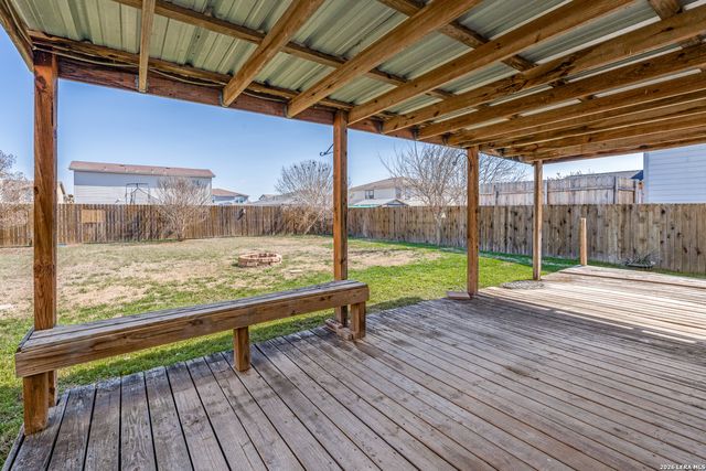 640 NW Crossing, New Braunfels, TX 78130