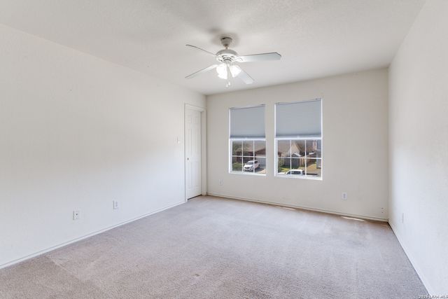 640 NW Crossing, New Braunfels, TX 78130