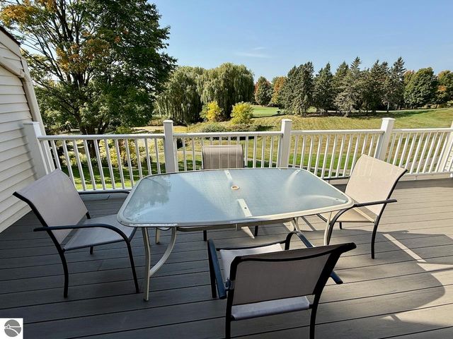 5148 Valleyway Drive, Williamsburg, MI 49690