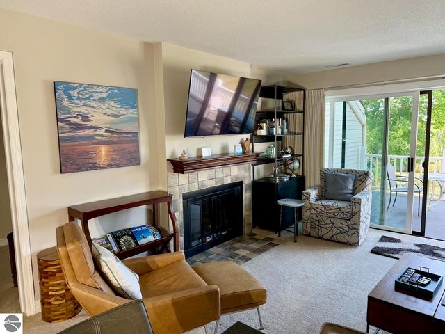 5148 Valleyway Drive, Williamsburg, MI 49690