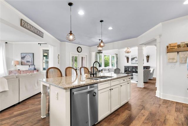 258 Millstone Parkway, Woodstock, GA 30188