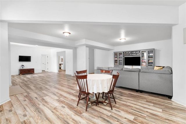 258 Millstone Parkway, Woodstock, GA 30188