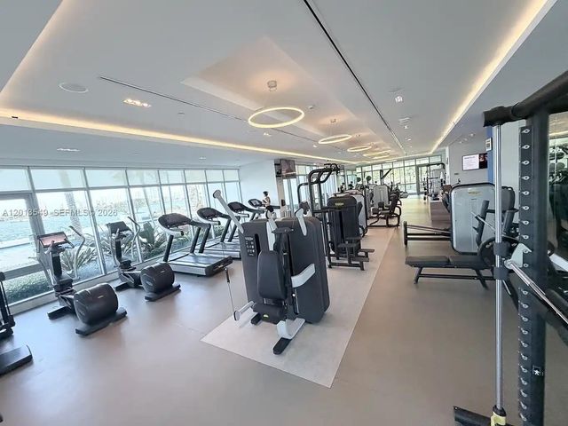 17111 Biscayne Blvd 1610, North Miami Beach, FL 33160