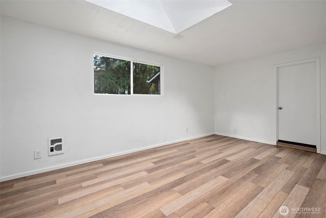 744 Spitfire Lane, Oak Harbor, WA 98277