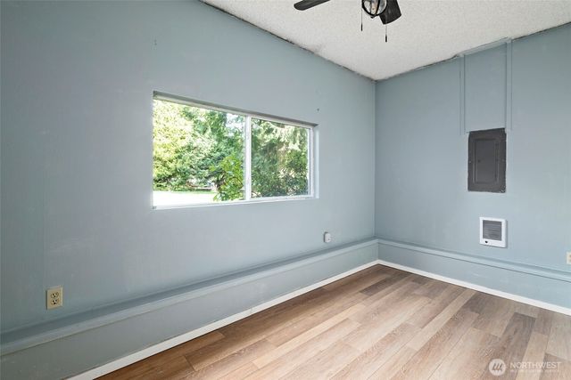 744 Spitfire Lane, Oak Harbor, WA 98277