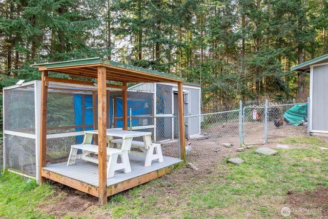 744 Spitfire Lane, Oak Harbor, WA 98277