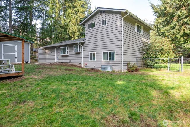 744 Spitfire Lane, Oak Harbor, WA 98277