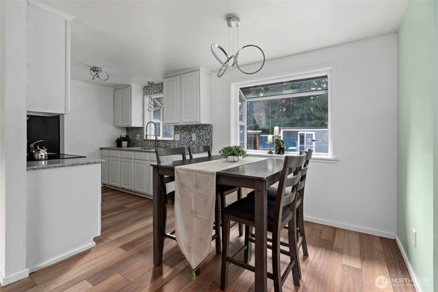 744 Spitfire Lane, Oak Harbor, WA 98277