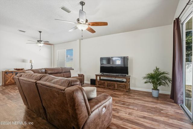 11761 HUCKLEBERRY Trail E, Macclenny, FL 32063