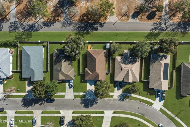 11761 HUCKLEBERRY Trail E, Macclenny, FL 32063