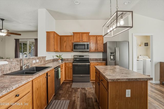 11761 HUCKLEBERRY Trail E, Macclenny, FL 32063