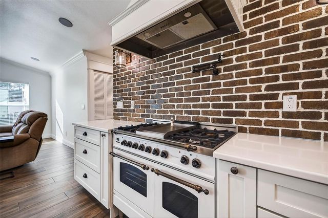 11945 74TH AVENUE, Seminole, FL 33772