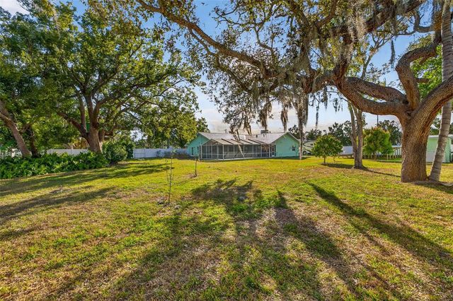 11945 74TH AVENUE, Seminole, FL 33772