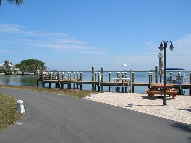 2601 GULF DRIVE N 310, Bradenton Beach, FL 34217