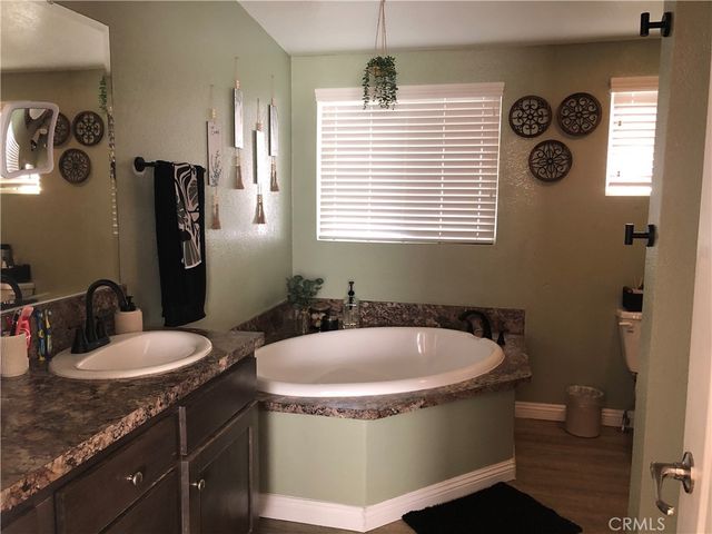 4901 Green River 292, Corona, CA 92878