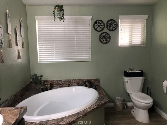 4901 Green River 292, Corona, CA 92878