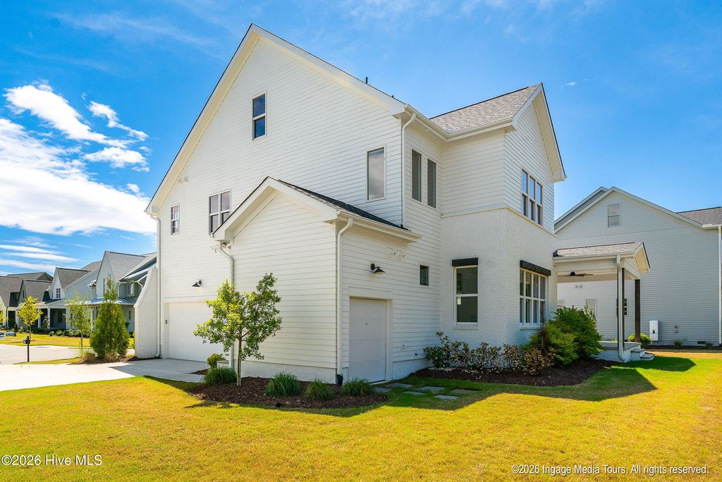 Image 43 of property listing at 168 Pine Tree Point, Snow Hill, NC 28580