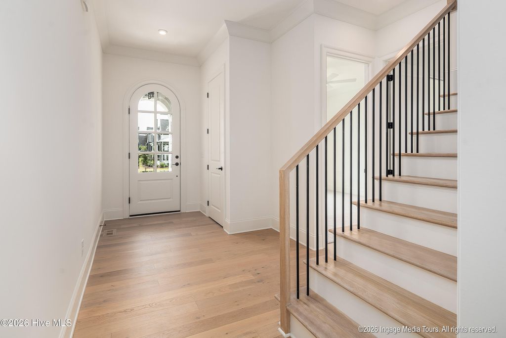 Image 5 of property listing at 168 Pine Tree Point, Snow Hill, NC 28580