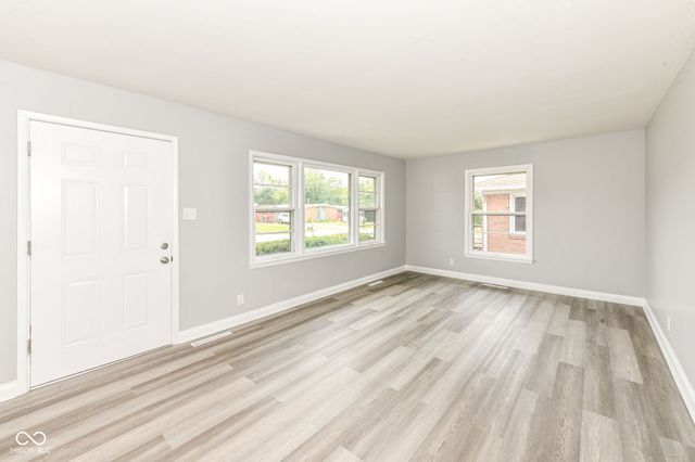 1620 Englewood Drive, Indianapolis, IN 46219