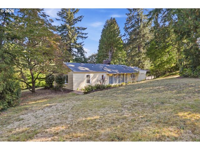 9477 Sw 62ND Dr, Portland, OR 97219