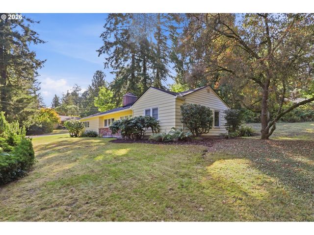 9477 Sw 62ND Dr, Portland, OR 97219