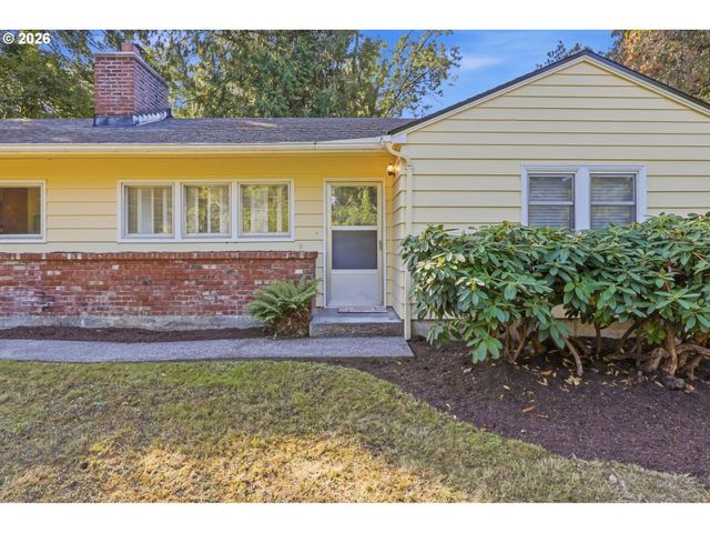 9477 Sw 62ND Dr, Portland, OR 97219