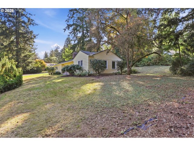 9477 Sw 62ND Dr, Portland, OR 97219