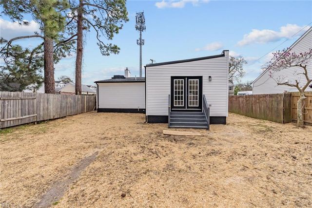 8483 Old Ocean View RD, Norfolk, VA 23518