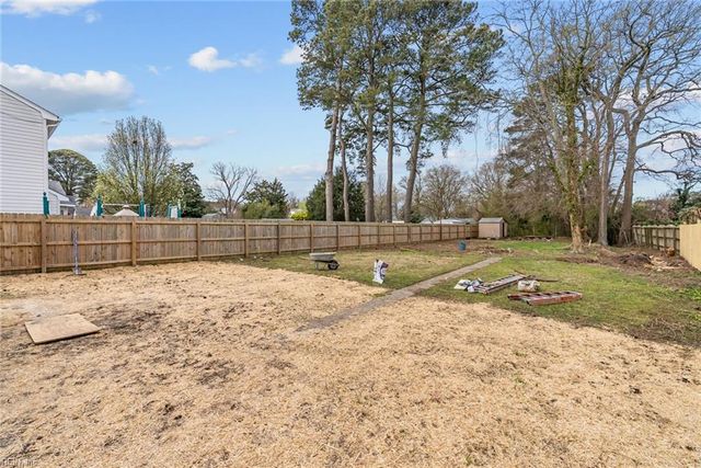 8483 Old Ocean View RD, Norfolk, VA 23518