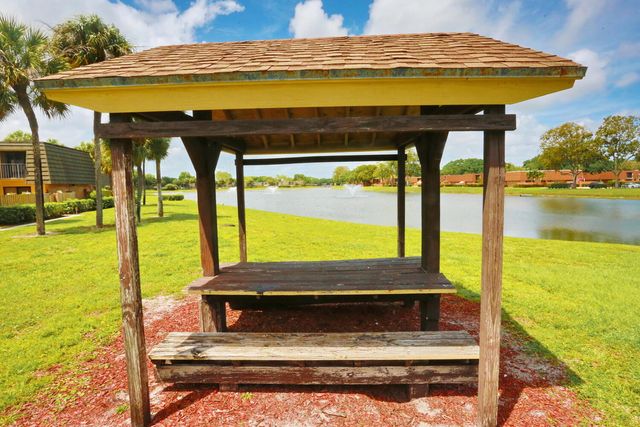 325 3rd Way, West Palm Beach, FL 33407