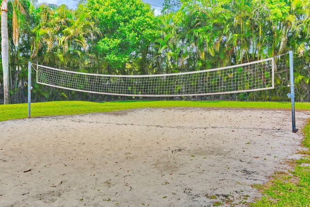 325 3rd Way, West Palm Beach, FL 33407