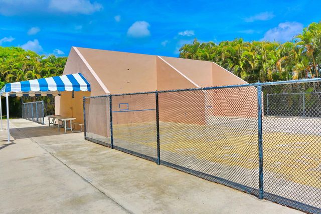 325 3rd Way, West Palm Beach, FL 33407