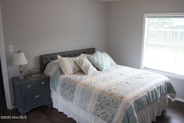 174 Lennondale Boulevard, Elizabethtown, NC 28337