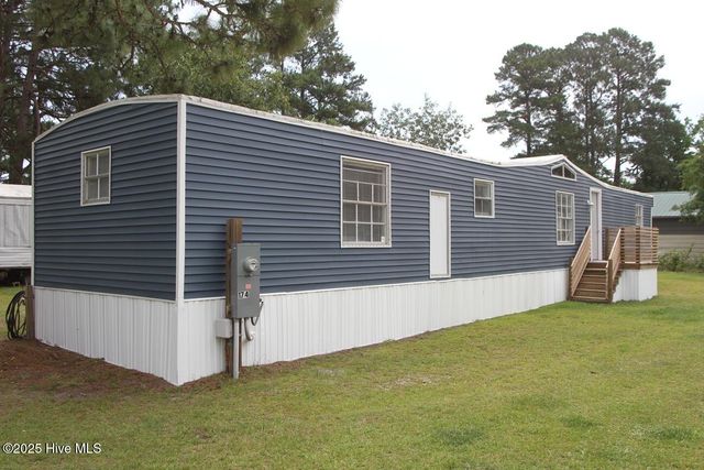 174 Lennondale Boulevard, Elizabethtown, NC 28337