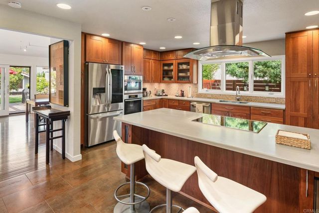 2521 Ardath Court, La Jolla, CA 92037
