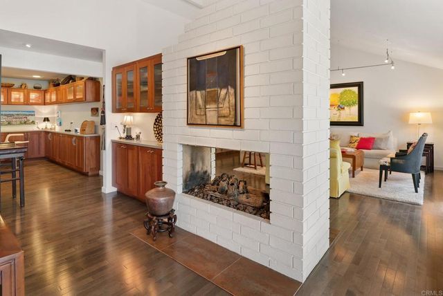 2521 Ardath Court, La Jolla, CA 92037