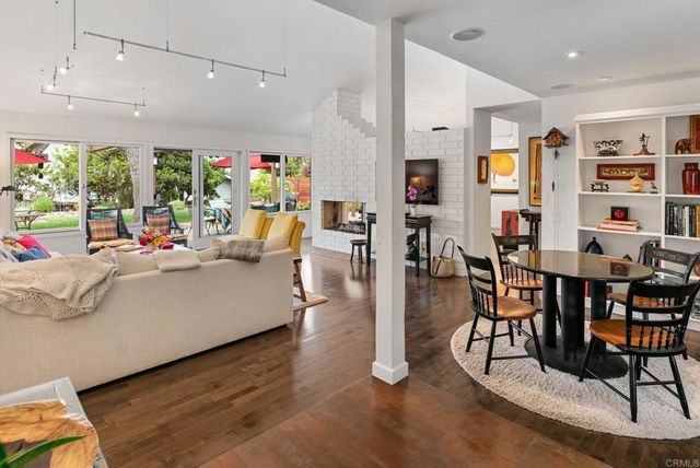 2521 Ardath Court, La Jolla, CA 92037