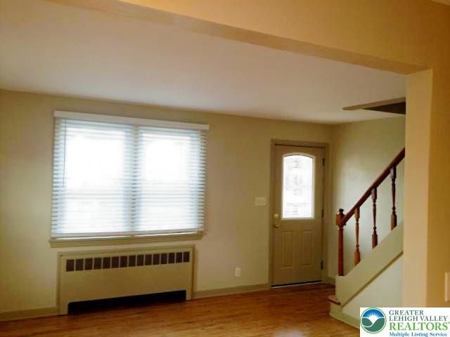 1088 1st Avenue, Hellertown Boro, PA 18055
