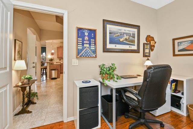 1398 N Sandy Creek Circle 2, Nixa, MO 65714