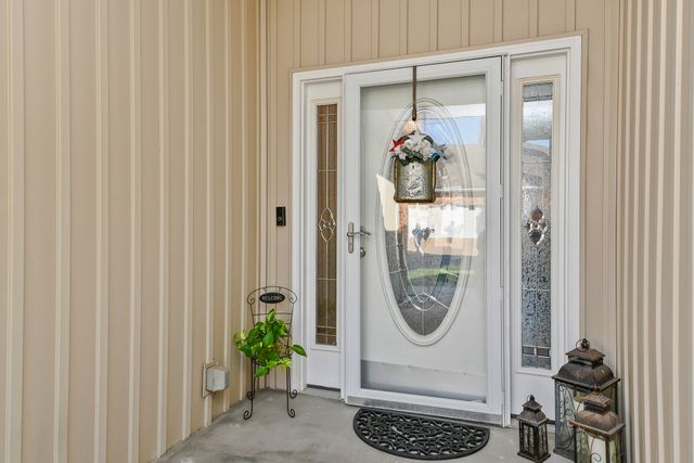 1398 N Sandy Creek Circle 2, Nixa, MO 65714