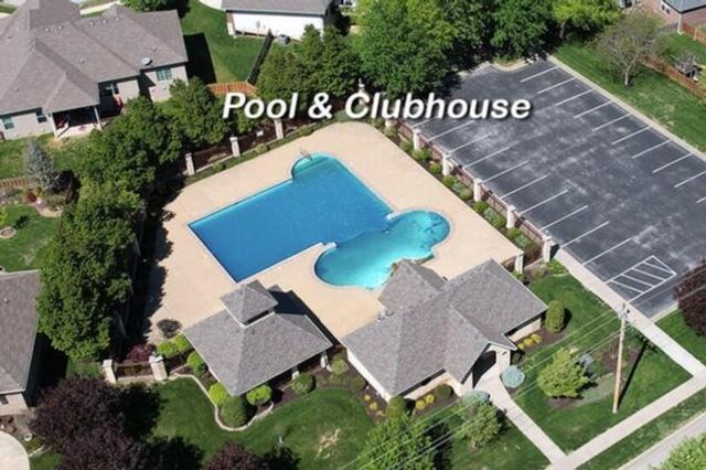 1398 N Sandy Creek Circle 2, Nixa, MO 65714