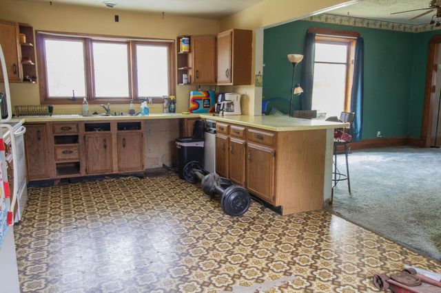 1402 9th Avenue NW, Austin, MN 55912