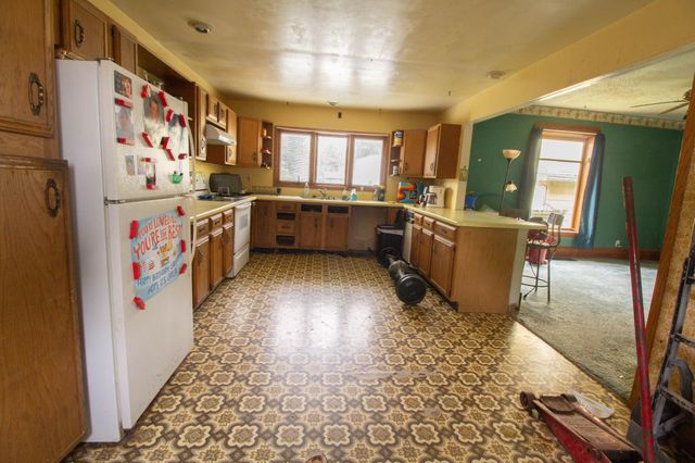 1402 9th Avenue NW, Austin, MN 55912