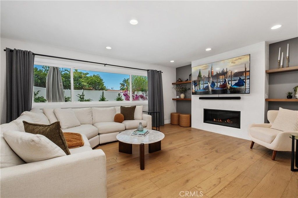 Image 19 of property listing at 27022 Mariscal, Mission Viejo, CA 92691
