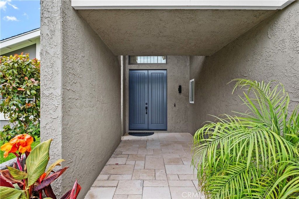 Image 3 of property listing at 27022 Mariscal, Mission Viejo, CA 92691