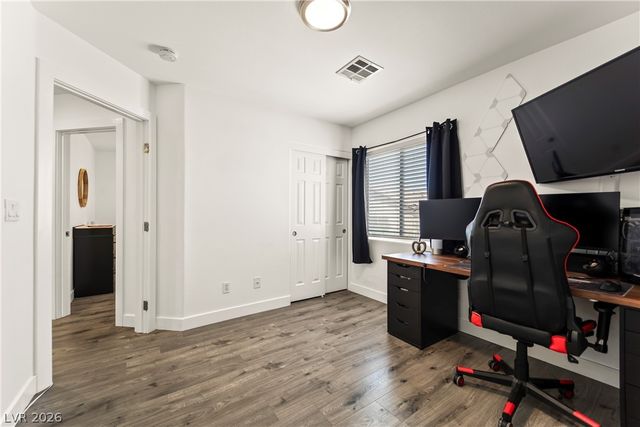 6156 Pacific Dogwood Avenue, Las Vegas, NV 89139