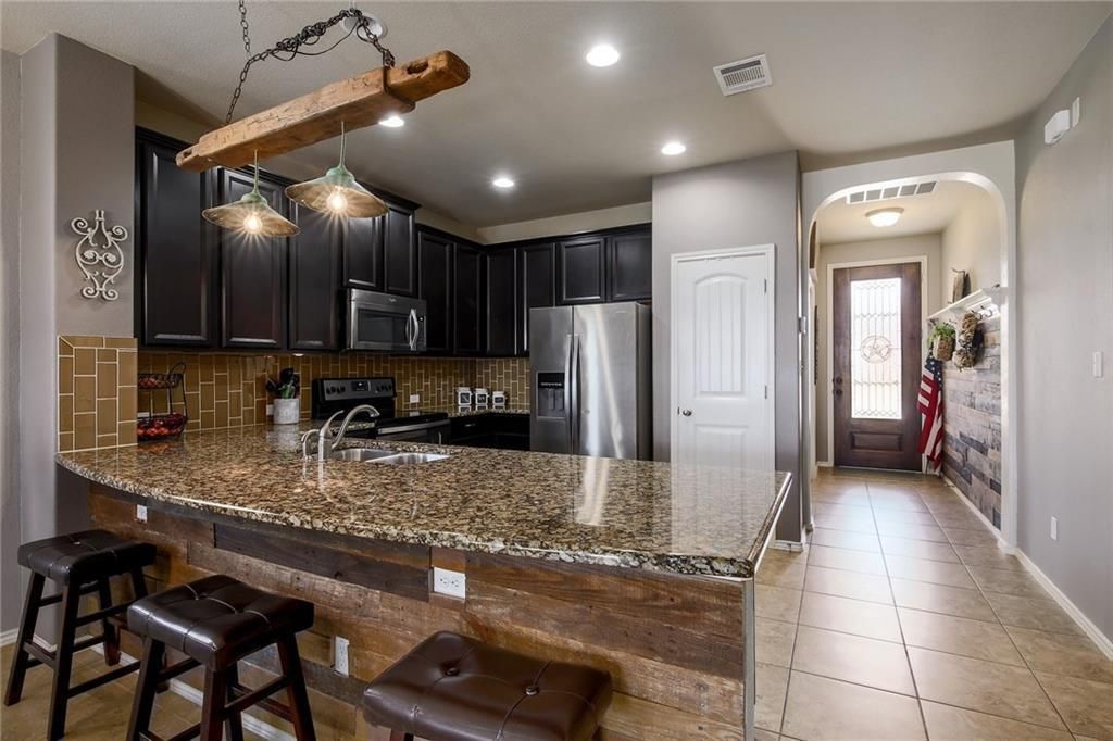 19304 Nicole LN, Pflugerville, TX 78660