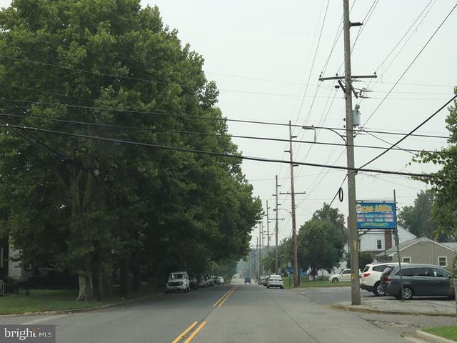 273 N BROAD ST, Penns Grove, NJ 08069
